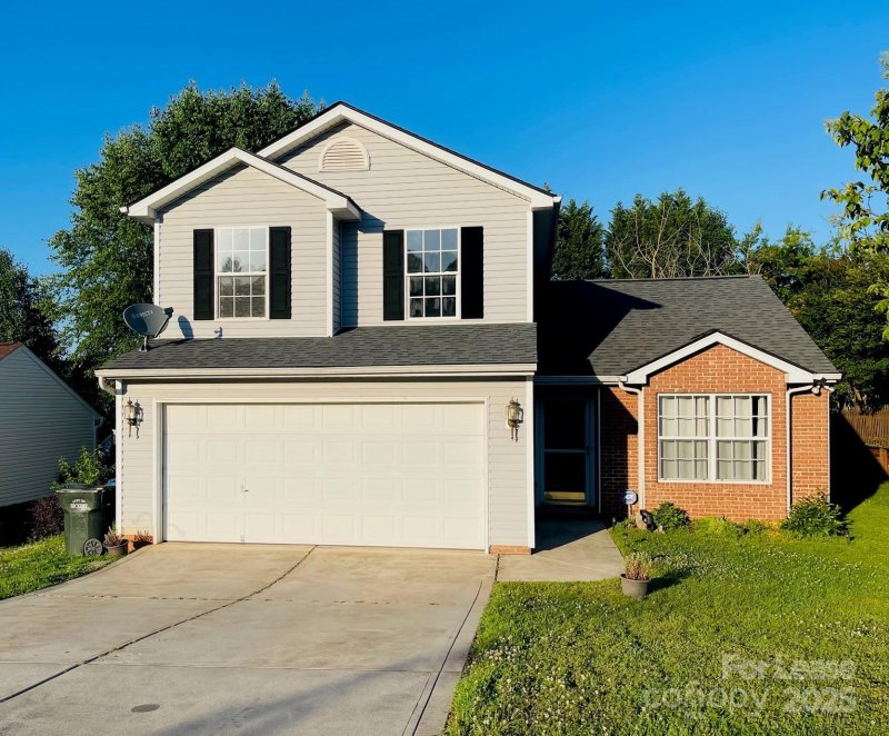 Property image 2 at 1963 8th Street Lane, Hickory, NC 28602