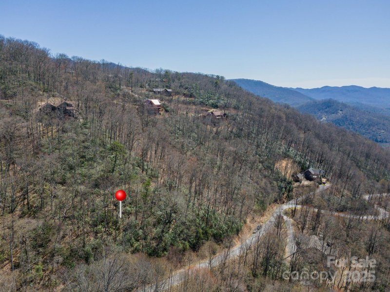 Property image 4 of 23 Winding Poplar Road in Laurel Ridge, Black Mountain, NC 28711