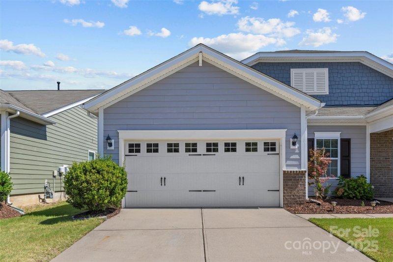 Property image 3 of 5828 Eleanor Rigby Road in Clarabella, Charlotte, NC 28278