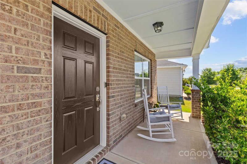 Property image 5 of 5828 Eleanor Rigby Road in Clarabella, Charlotte, NC 28278