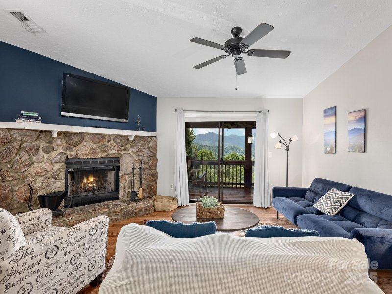 Property image 5 of 1541 Utah Mountain Road in Utah Mountain Estates, Waynesville, NC 28785