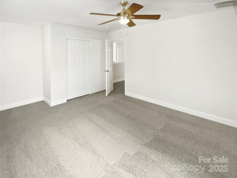 Property image 5 of 7042 Evanton Loch Road in Berewick, Charlotte, NC 28278