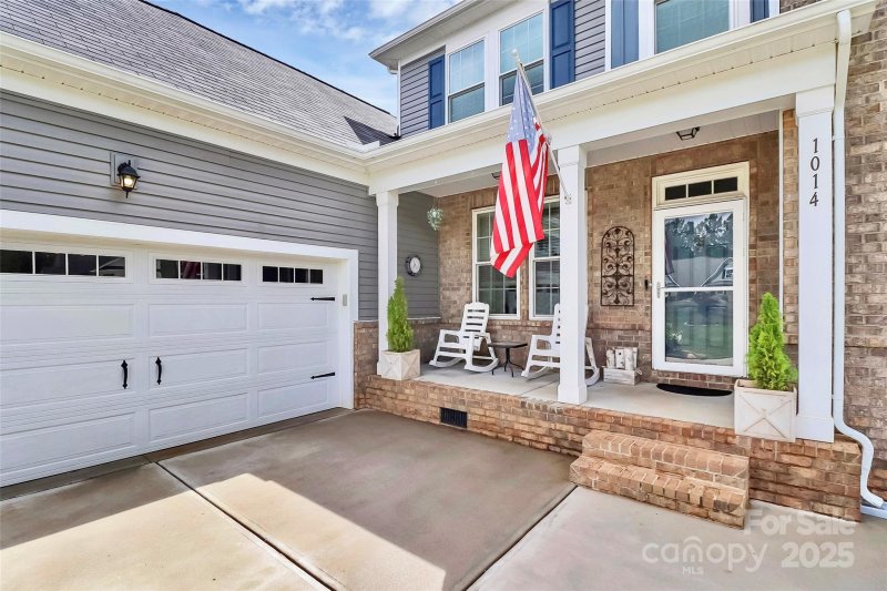 Property image 3 of 1014 Willow Grove Lane in Lauren Pines, York, SC 29745