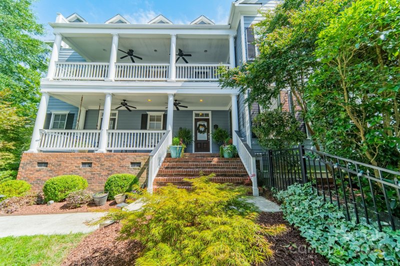 Property image 2 of 720 Shady Grove Crossing in Baxter Village, Fort Mill, SC 29708