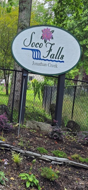 Property image 3 at 108 Tenderfoot Trail, Maggie Valley, NC 28751