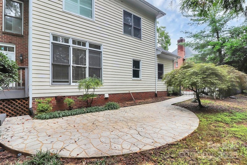 Property image 4 of 3700 Radbourne Boulevard in Radbourne, Charlotte, NC 28269