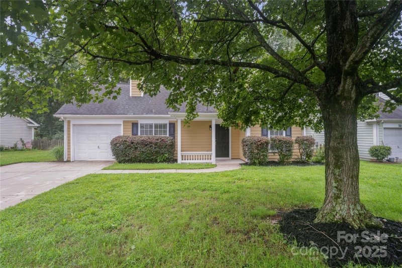 Cedarcroft, Mooresville Community