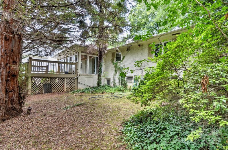 Property image 5 of 1960 Maryland Avenue in Myers Park, Charlotte, NC 28209