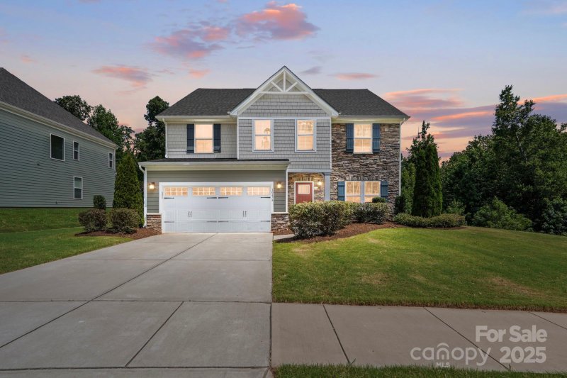 10474 Black Locust Lane