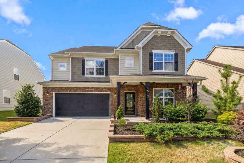 15131 Oleander Drive