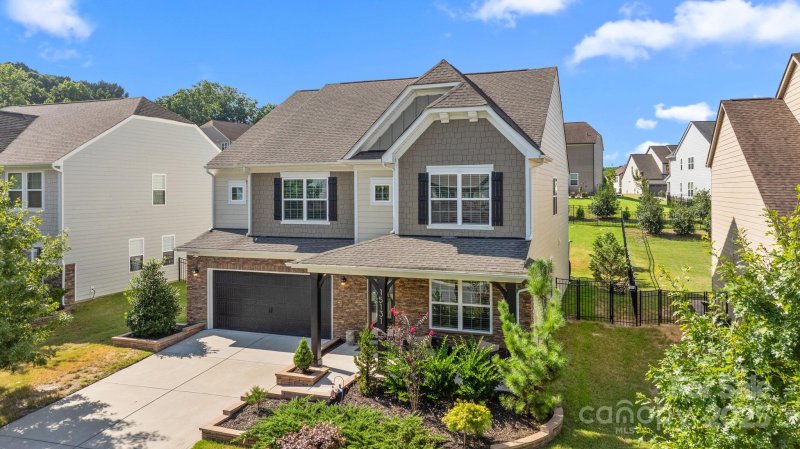 Property image 3 of 15131 Oleander Drive in The Palisades, Charlotte, NC 28278