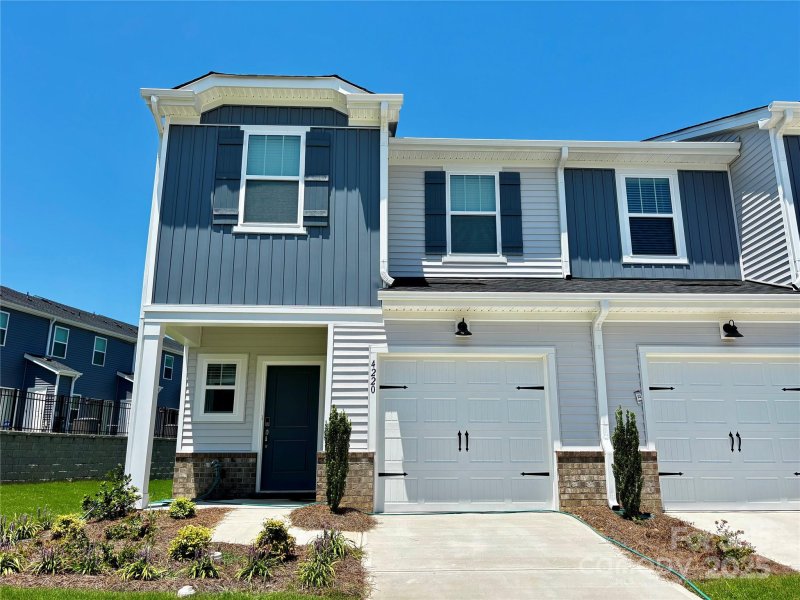 4220 Summit Woods Drive