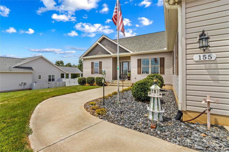 Property image 5 at 155 Greythorn Drive, Statesville, NC 28625