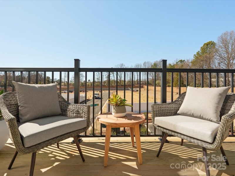 Property image 5 at 5624 Kingspan Drive, Charlotte, NC 28217