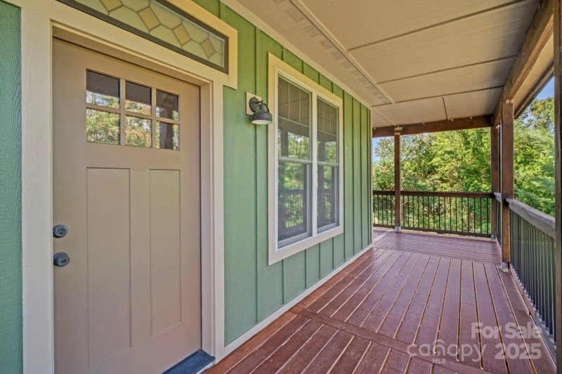 Property image 5 of 211 Wimbledon Court in Farmstead, Leicester, NC 28748