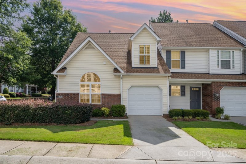 11921 Lambert Bridge Drive