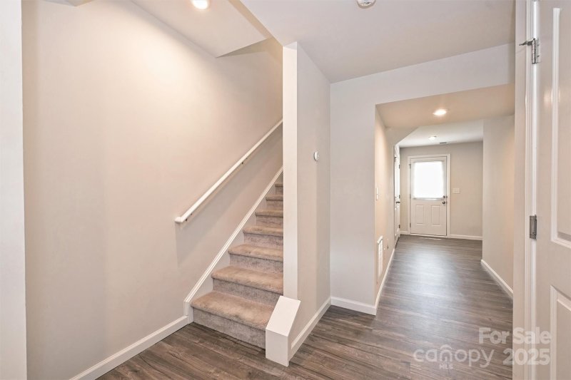 Property image 3 of 825 Renee Avenue in Glynwood Forest, Fort Mill, SC 29715