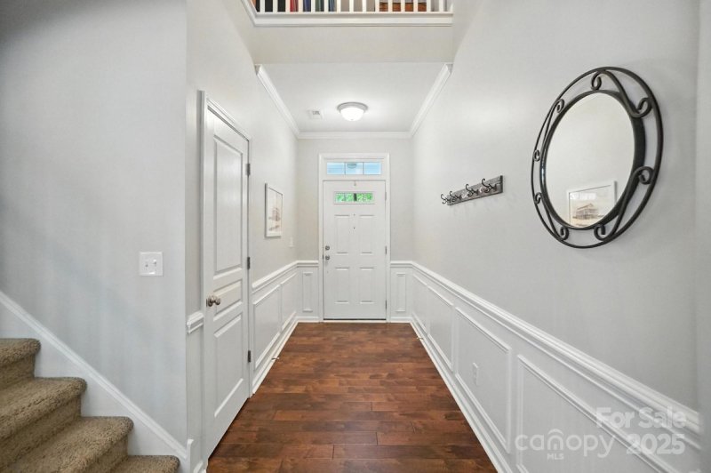 Property image 2 at 8323 Brookings Drive, Charlotte, NC 28269