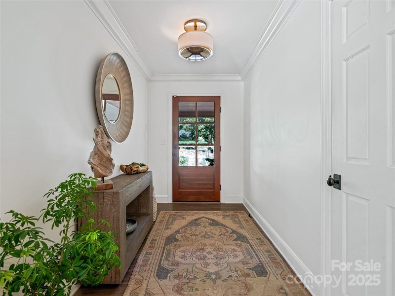 Property image 4 of 13 Robinhood Road in Sherwood Heights, Asheville, NC 28804