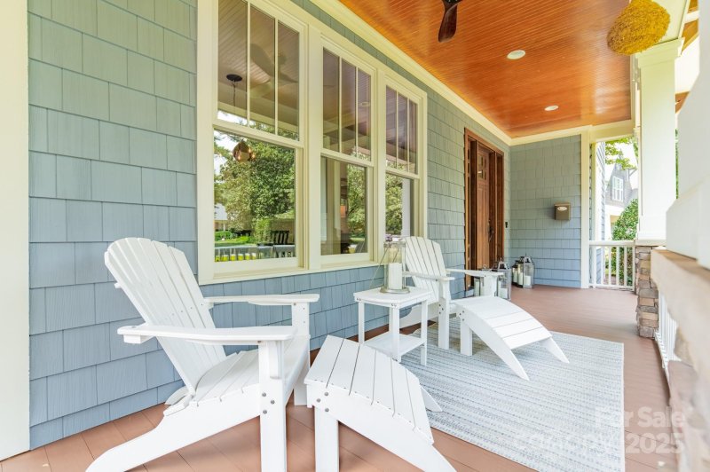 Property image 5 at 301 N Canterbury Road, Charlotte, NC 28211