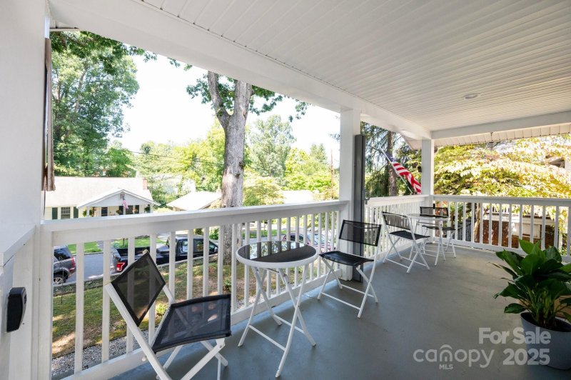 Property image 2 of 18 Oteen Park Place in Oteen Park, Asheville, NC 28805