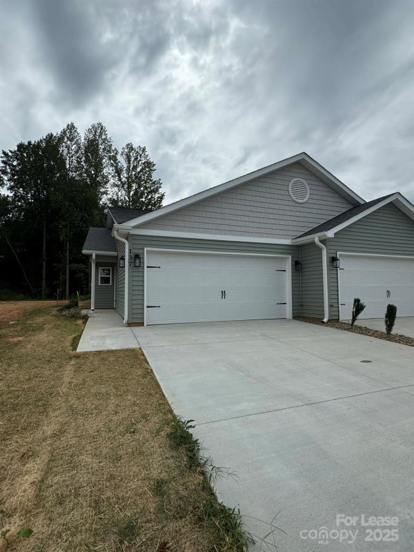 137 Brawley Villas Place