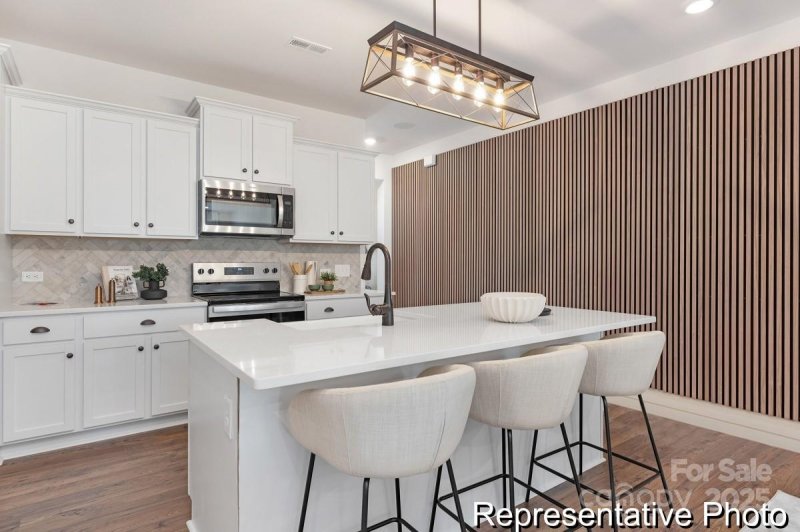 Property image 3 of 1512 Autumn Banks Way in Autumn Ridge, High Shoals, NC 28077