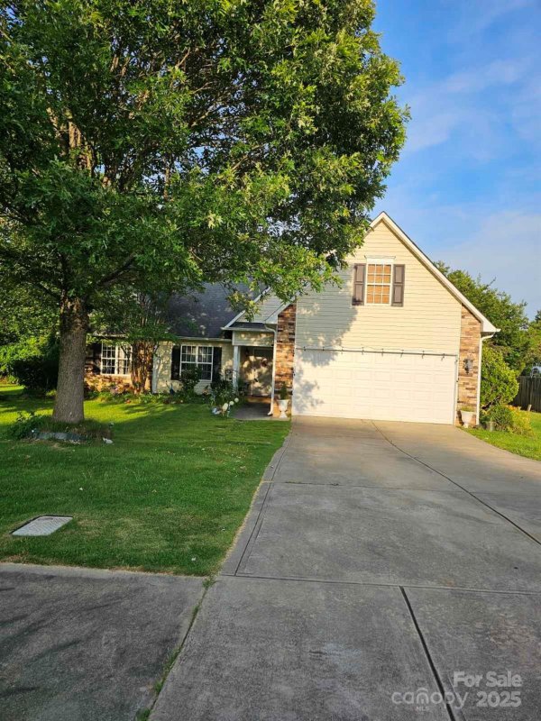 Property image 2 of 3136 Blueberry Drive in Hamilton Place, Monroe, NC 28110