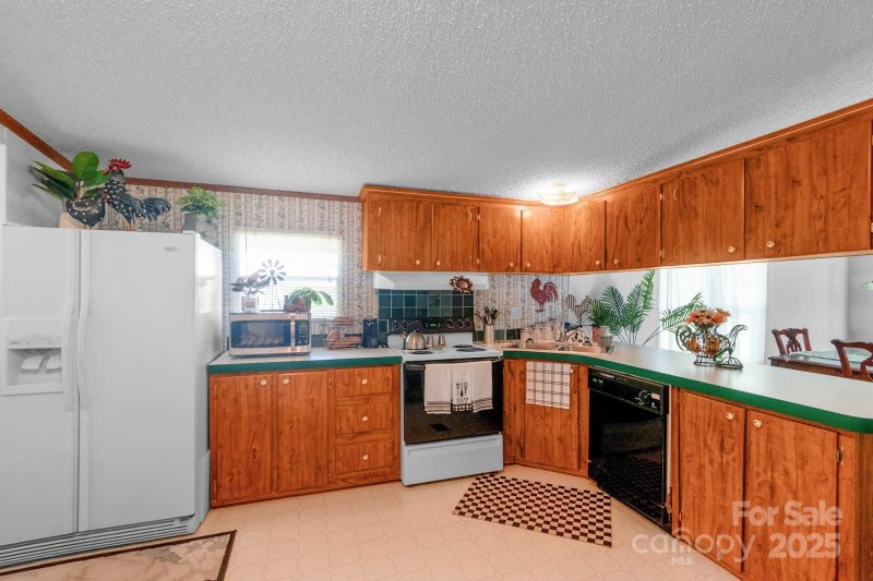 Property image 3 of 1827 Brown Road in Hazelwood Farms, Richburg, SC 29729