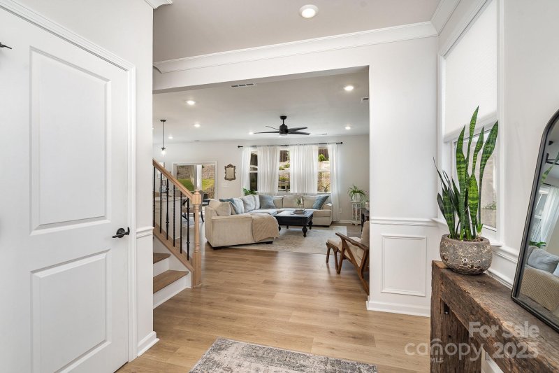 Property image 4 of 16018 River Tree Lane in North Reach, Charlotte, NC 28278