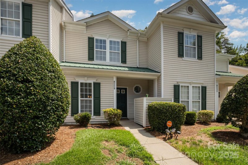 Property image 5 at 8229 Carob Tree Lane, Charlotte, NC 28215