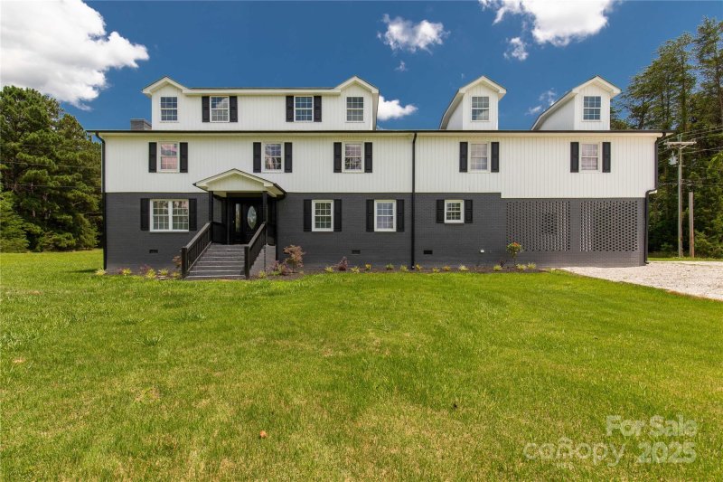 Property image 5 of 330 Skyview Drive in Pitts Down, Catawba, SC 29704