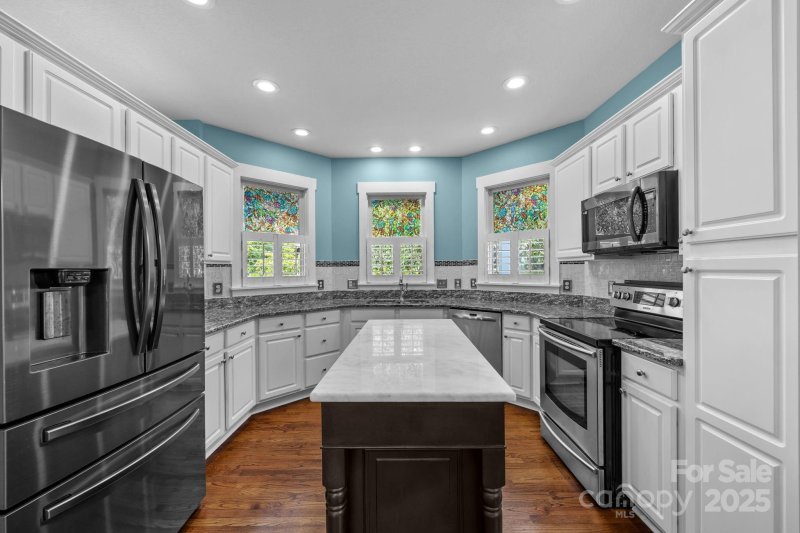 Property image 2 at 6 Oakhaven Terrace, Asheville, NC 28803