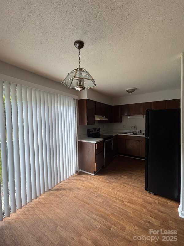 Property image 2 of 2026 Harvest Lane in Sharon Lakes, Charlotte, NC 28210