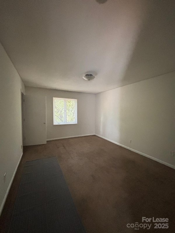 Property image 3 of 2026 Harvest Lane in Sharon Lakes, Charlotte, NC 28210