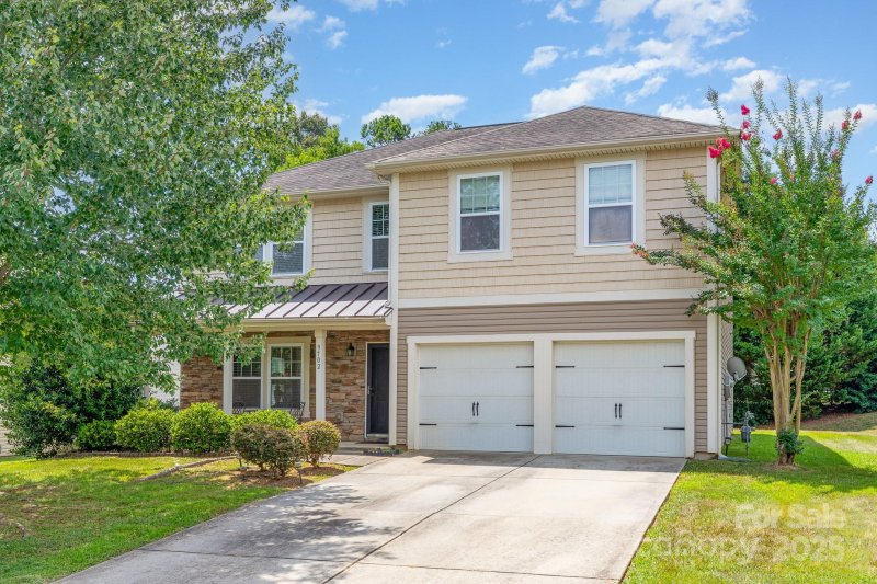 Property image 2 at 9702 Fernspray Road, Charlotte, NC 28215