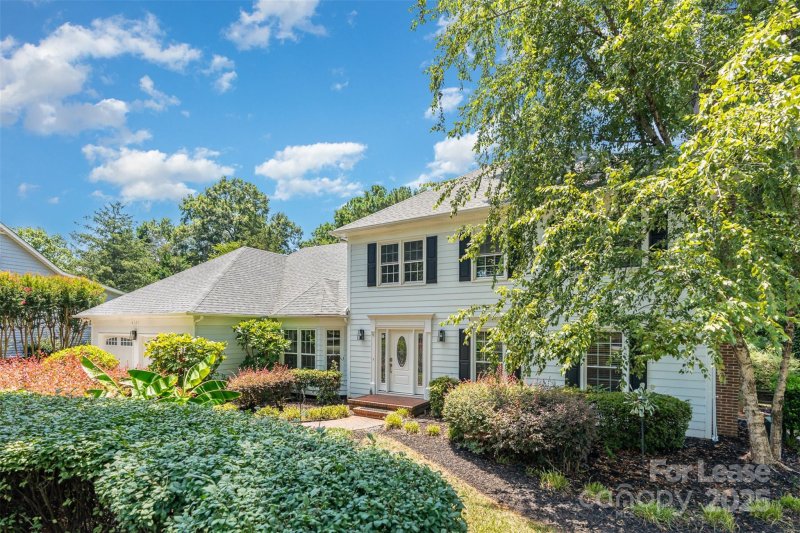 Property image 2 at 6121 Dovefield Road, Charlotte, NC 28277