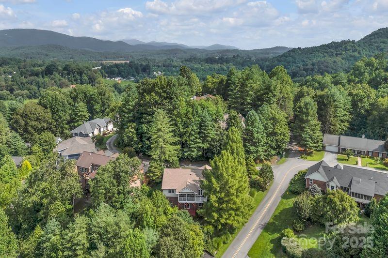 Property image 3 at 156 Circle Top Drive, Hendersonville, NC 28739