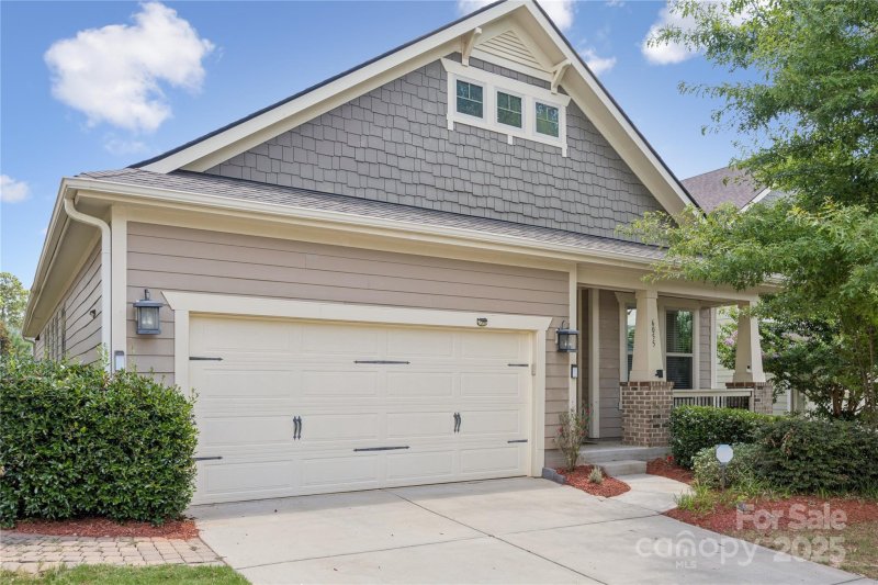 Property image 2 of 6055 Drave Lane in The Preserve at Riverchase, Fort Mill, SC 29715