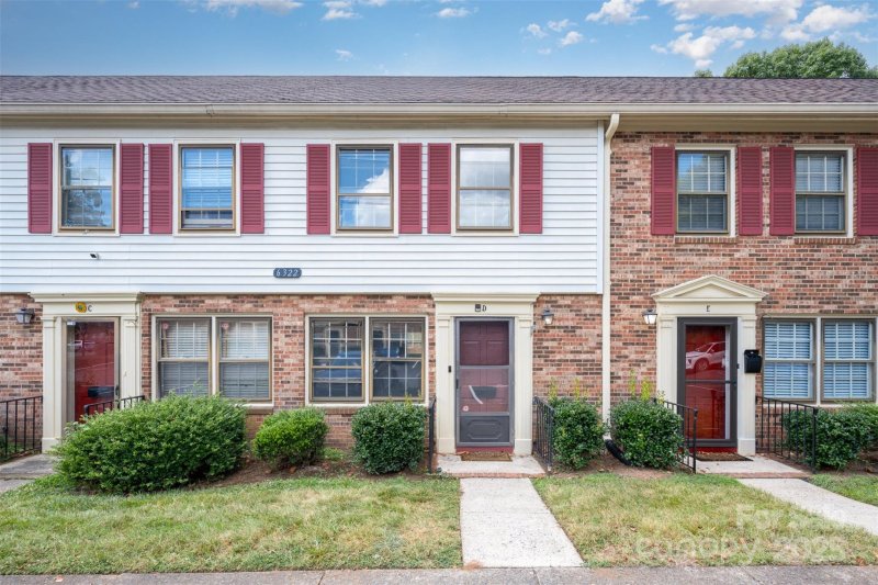 6322 Old Pineville Road