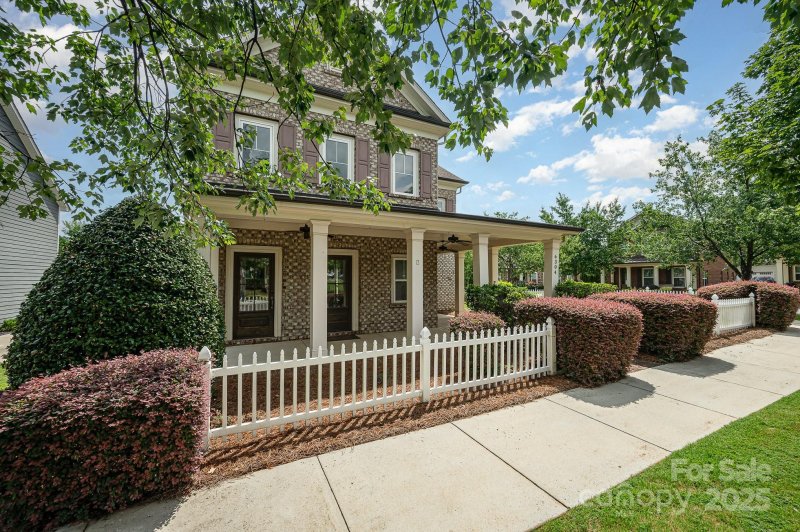 Property image 4 at 6304 Kennard Drive, Charlotte, NC 28216