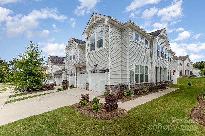 Property image 3 of 13327 Savaine Street in Porters Row, Charlotte, NC 28278