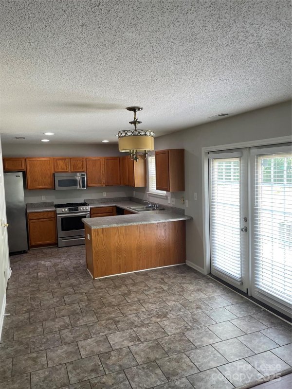 Property image 2 of 10412 Haddington Drive in Highland Creek, Charlotte, NC 28269