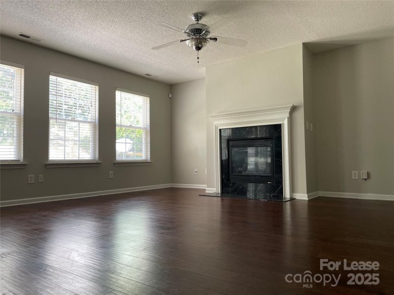 Property image 3 of 10412 Haddington Drive in Highland Creek, Charlotte, NC 28269