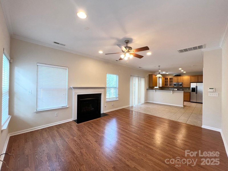 Property image 5 of 10501 Dominion Village Drive in Highland Creek, Charlotte, NC 28269