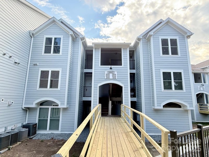 18801 Nautical Drive