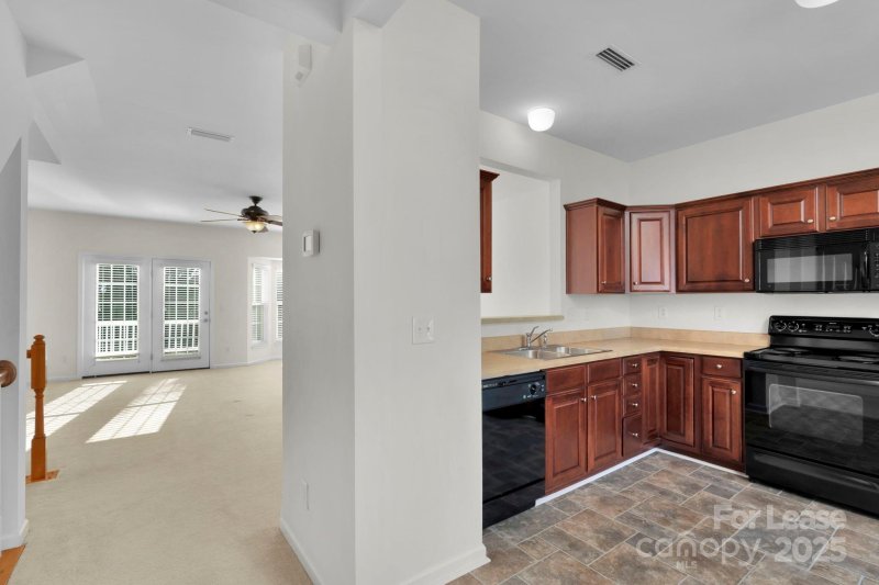 Property image 4 at 11443 Destin Lane, Charlotte, NC 28277