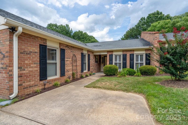 Property image 2 at 541 Camrose Circle, Concord, NC 28025