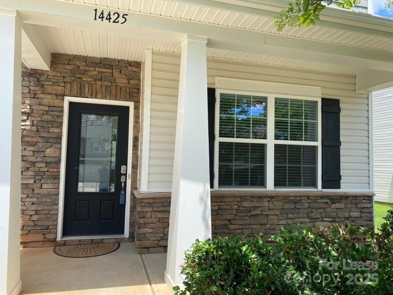 Property image 2 of 14425 Green Birch Drive in Carolina Village, Pineville, NC 28134