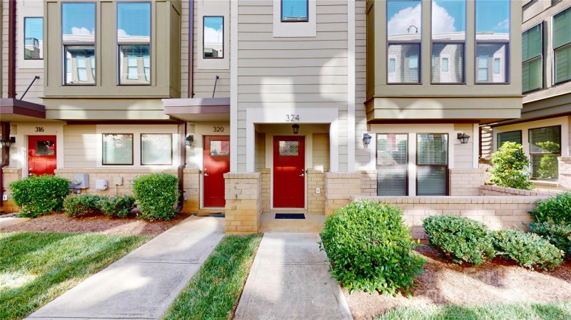Property image 3 at 324 Uptown West Drive, Charlotte, NC 28208